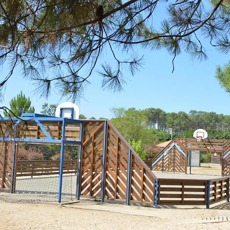 Кемпинг Camping Sunissim La Plage 4* By Locatour